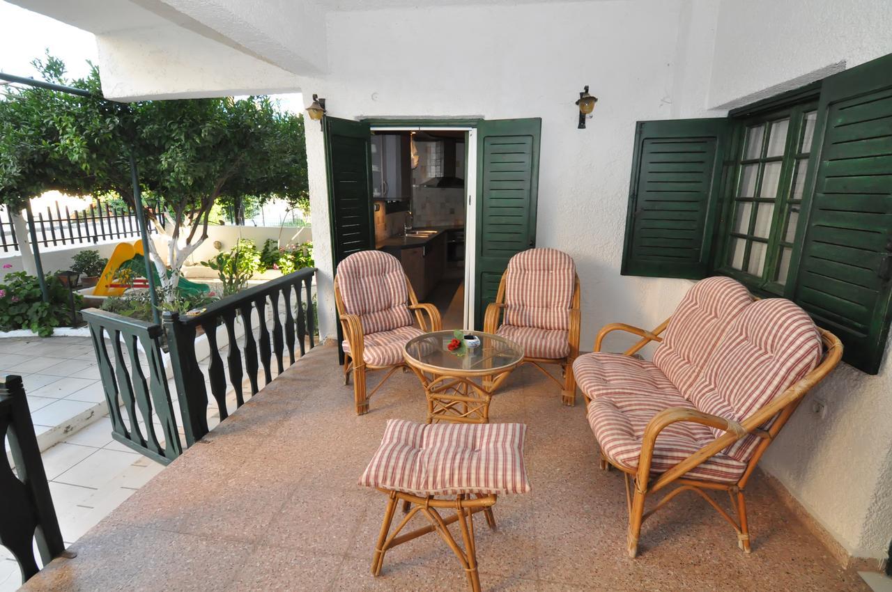 Ocean Village Apartments Agia Pelagia  Exterior foto